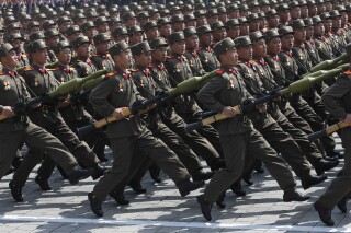 乌克兰发布的视频显示朝鲜士兵在俄罗斯 乌克兰发布的视频显示朝鲜士兵在俄罗斯