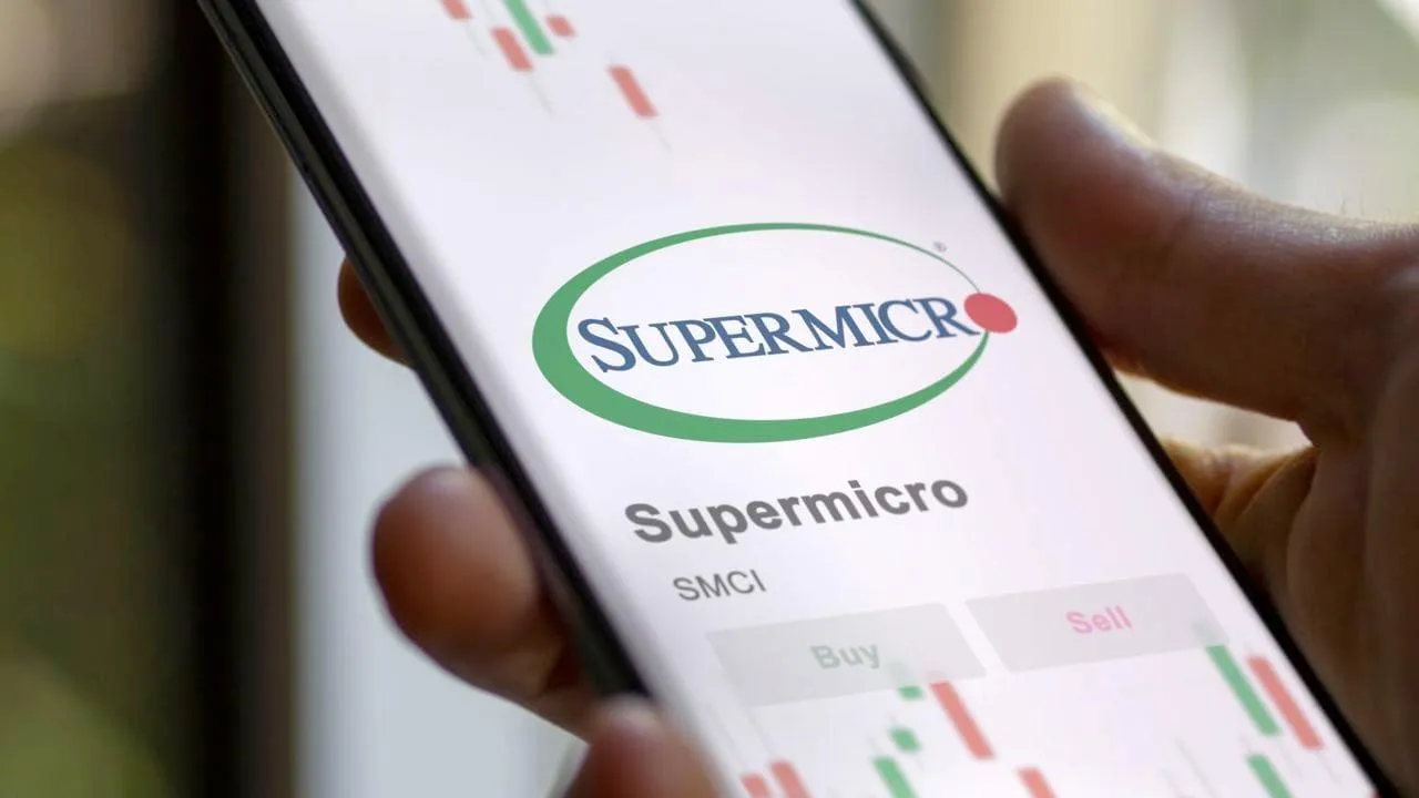 投资策略:SMCI股价预测的延迟和操纵指控 投资策略:SMCI股价预测的延迟和操纵指控