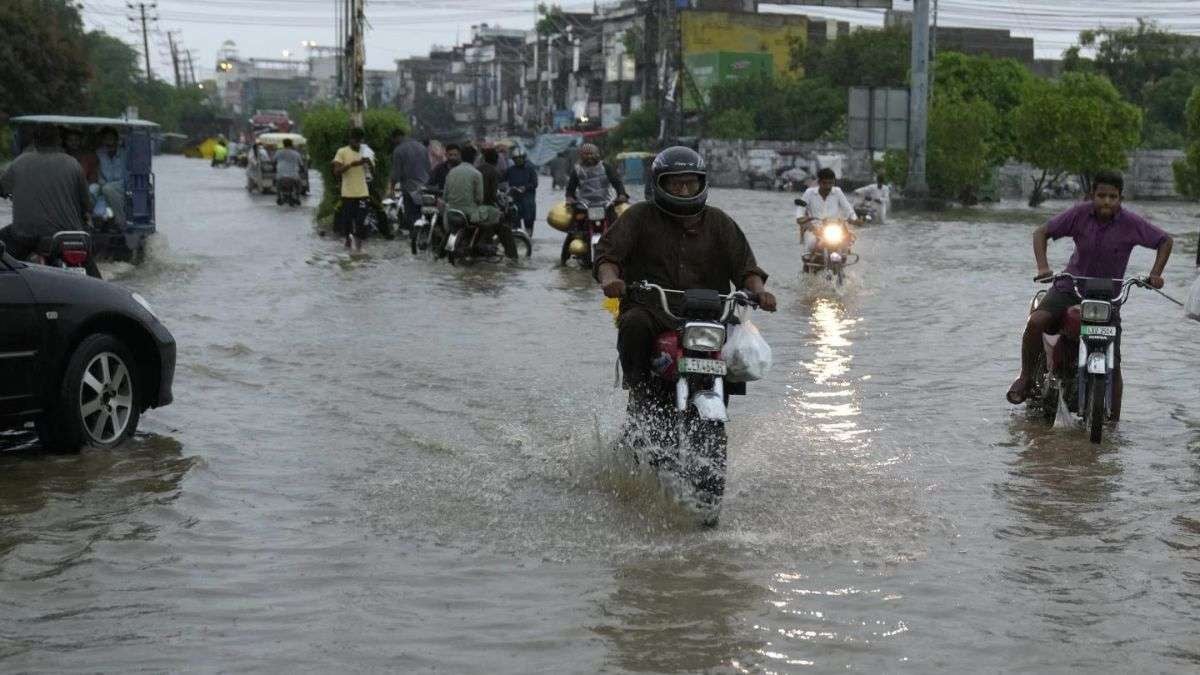 PMD在雷暴预报中警告伊斯兰堡和旁遮普可能有强降雨 PMD在雷暴预报中警告伊斯兰堡和旁遮普可能有强降雨