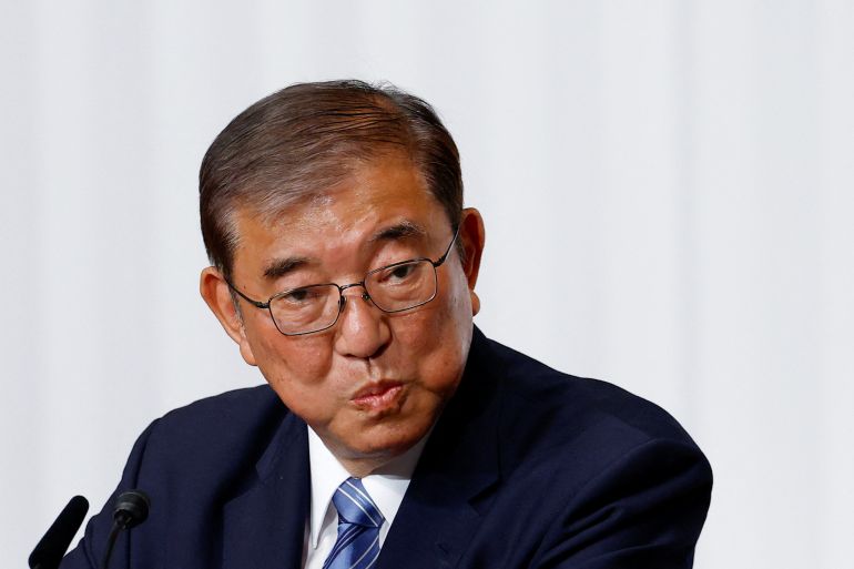 日本首相石破表示,尽管选举受挫,他仍将继续执政 日本首相石破表示,尽管选举受挫,他仍将继续执政