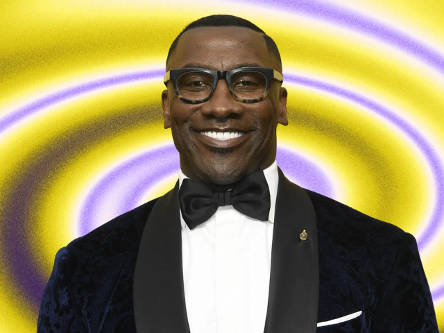 ESPN在解雇保罗·皮尔斯的同时保留了香农·夏普,并批评了他们的双重标准 ESPN在解雇保罗·皮尔斯的同时保留了香农·夏普,并批评了他们的双重标准