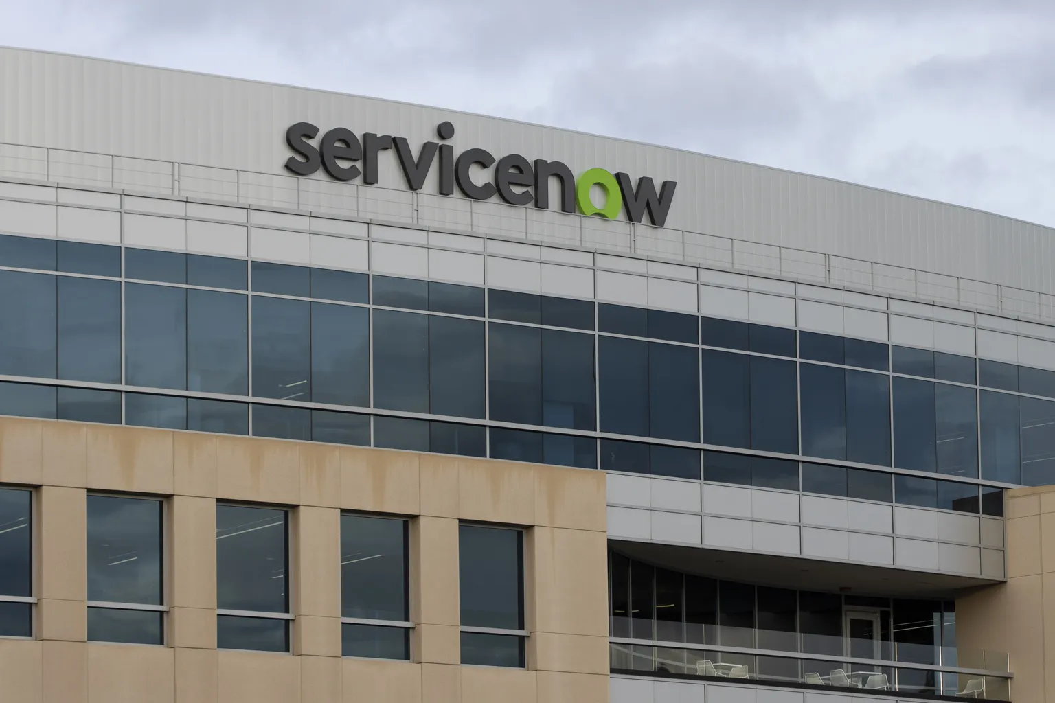 在第三季度财报公布前,ServiceNow的增长势头料将持续 在第三季度财报公布前,ServiceNow的增长势头料将持续