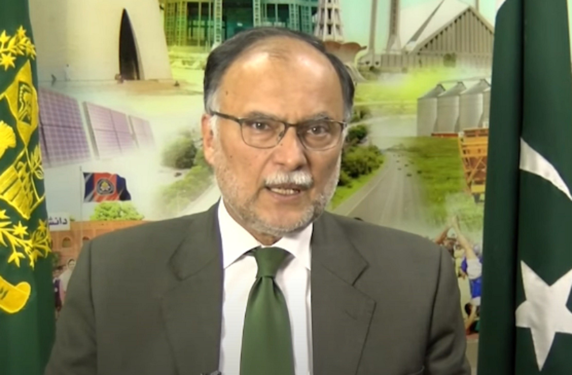 Ahsan Iqbal称犹太复国主义游说团体试图恢复伊姆兰·汗的职务 Ahsan Iqbal称犹太复国主义游说团体试图恢复伊姆兰·汗的职务