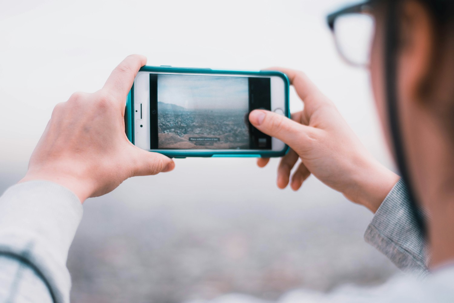手机玩电脑游戏的奇妙之旅，从刷分神器到游戏革命者